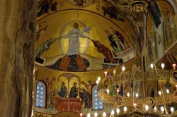 Sheep1389 
 Freski i żyrandol w podgorickim soborze, 2024