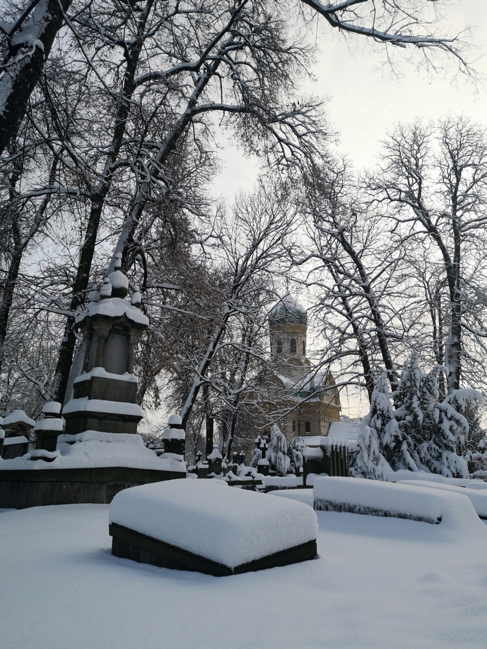 Prawosławna cerkiew i cmentarz na Woli 1 stycznia 2026