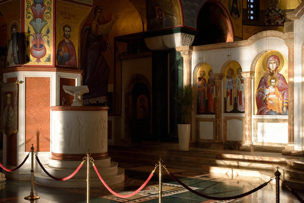 Ambona w katedrze w Podgoricy, 2024