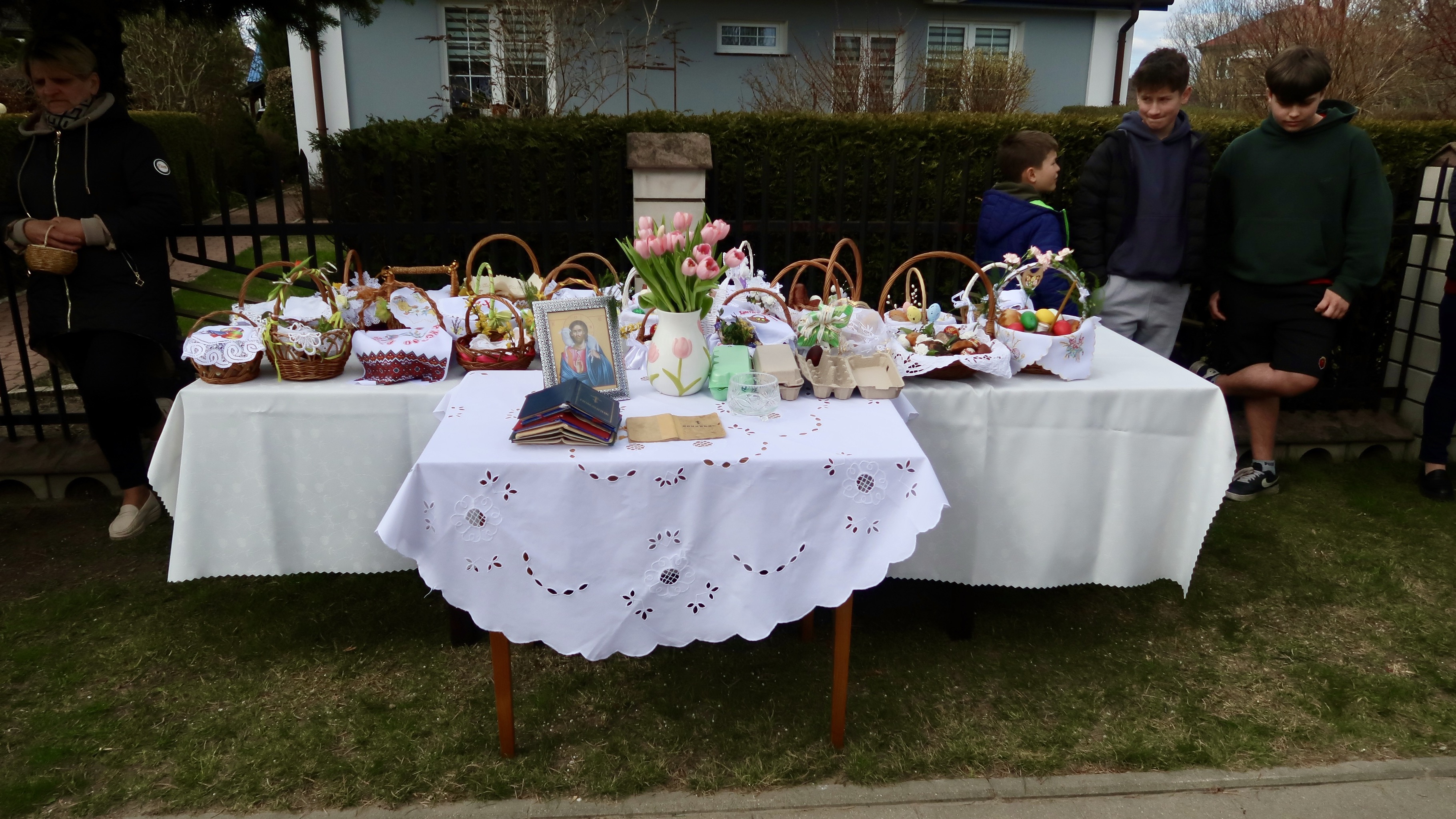 Święcenie pokarmów w Parafii Zmartwychwstanie Pańskiego w Bielsku Podlaskim 