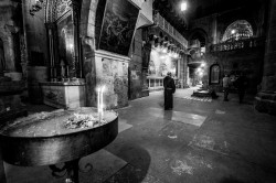 alik 
 Church of the Holy Sepulchre