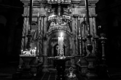 alik 
 Church of the Holy Sepulchre