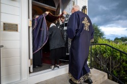 Lazo 
 Epitaphios Litiyá, Holy Friday, California, USA