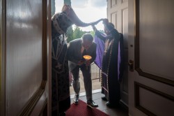 Lazo 
 Epitaphios Litiyá, Holy Friday, California, USA