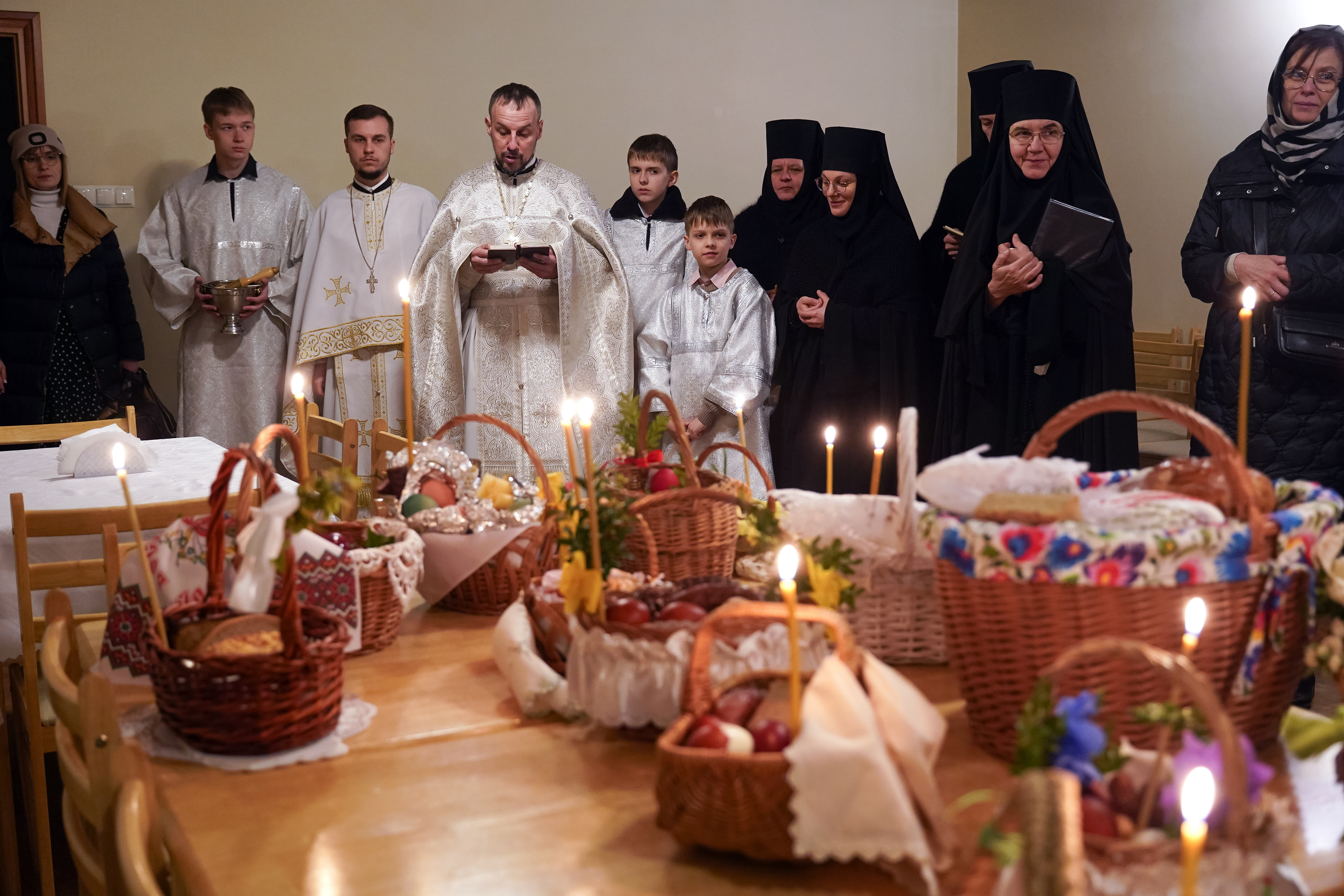 Reading of Twelve Gospels in Zwierki Convent