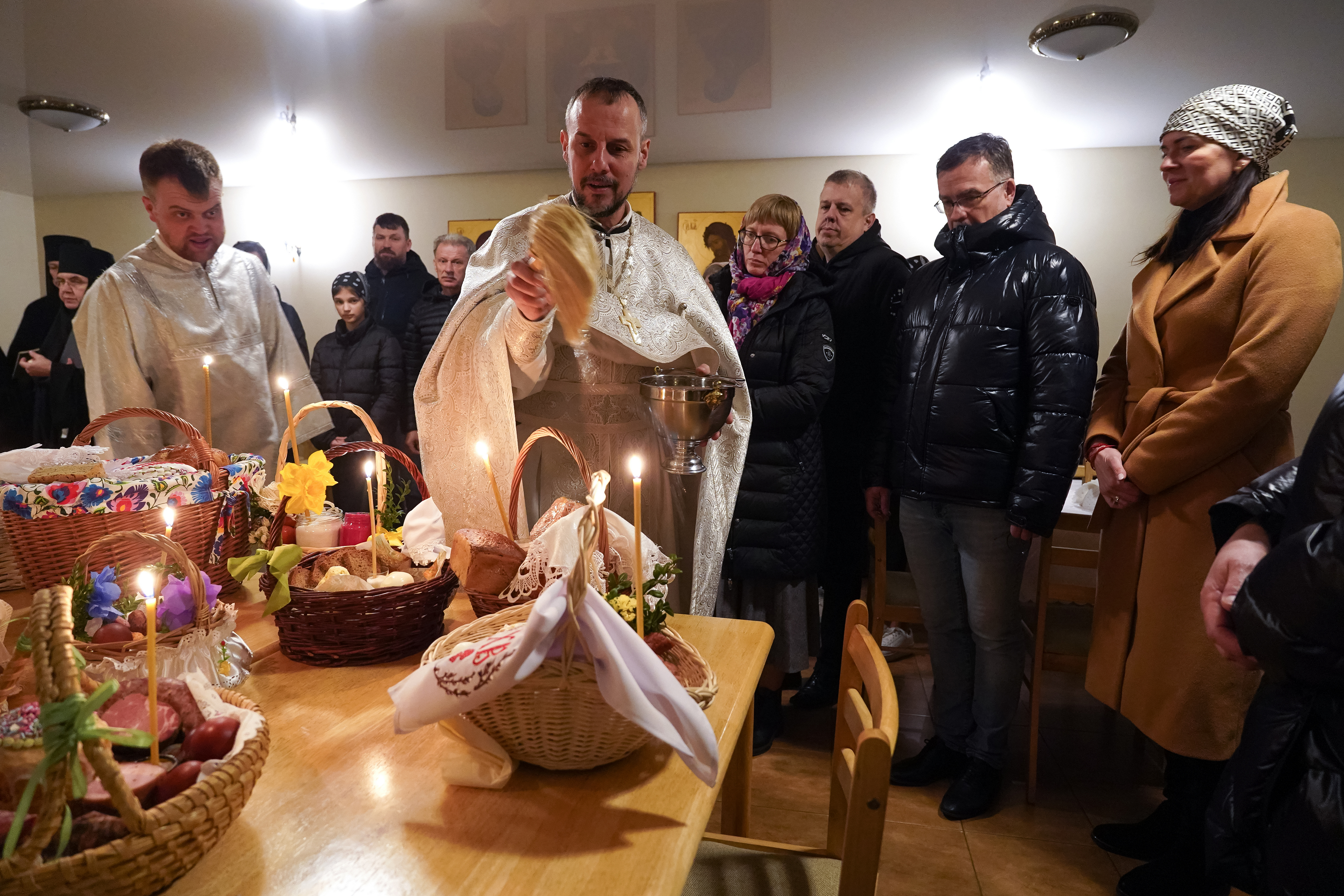 Reading of Twelve Gospels in Zwierki Convent