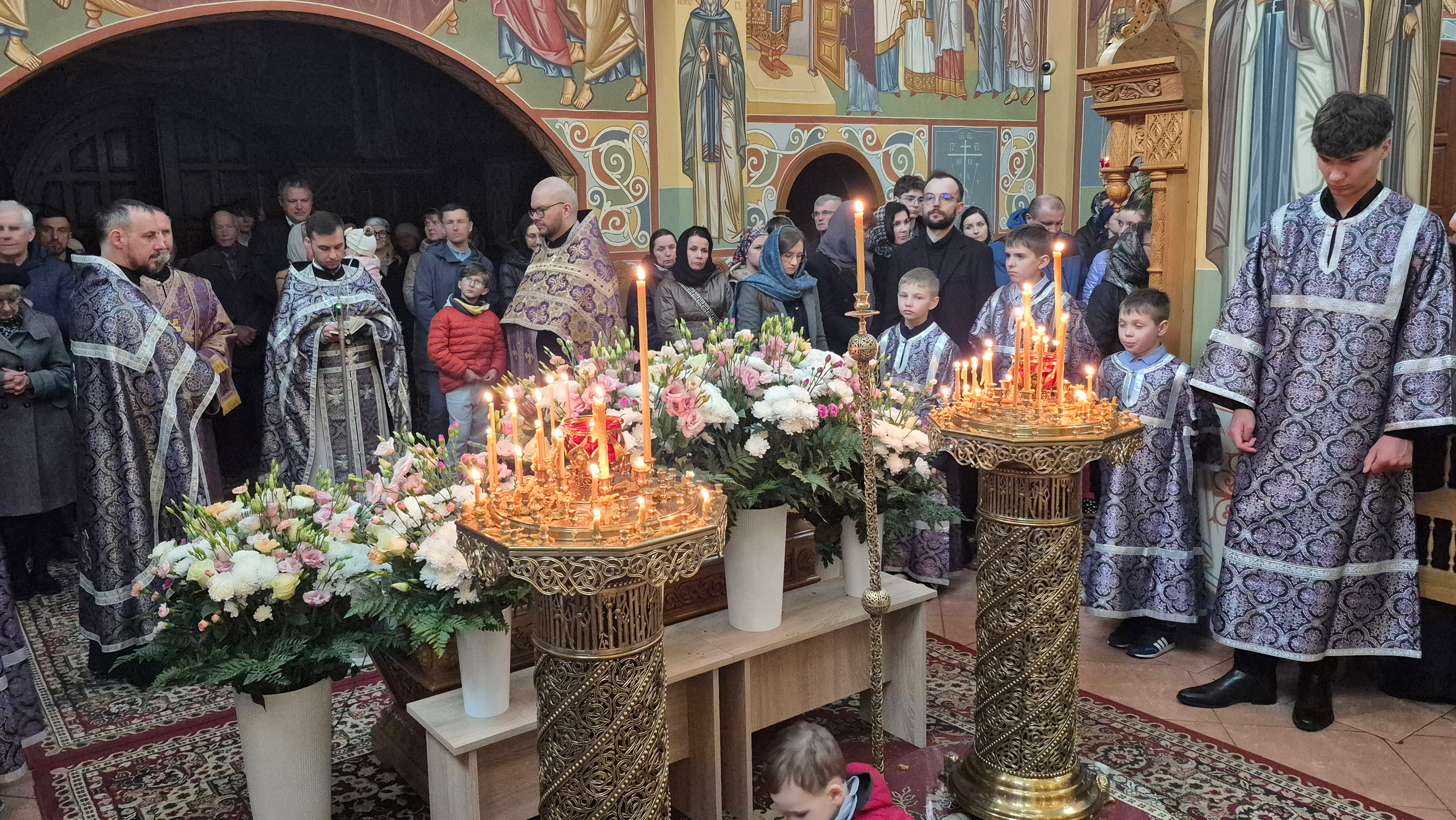 Tha Passion Friday service in Zwierki Convent 