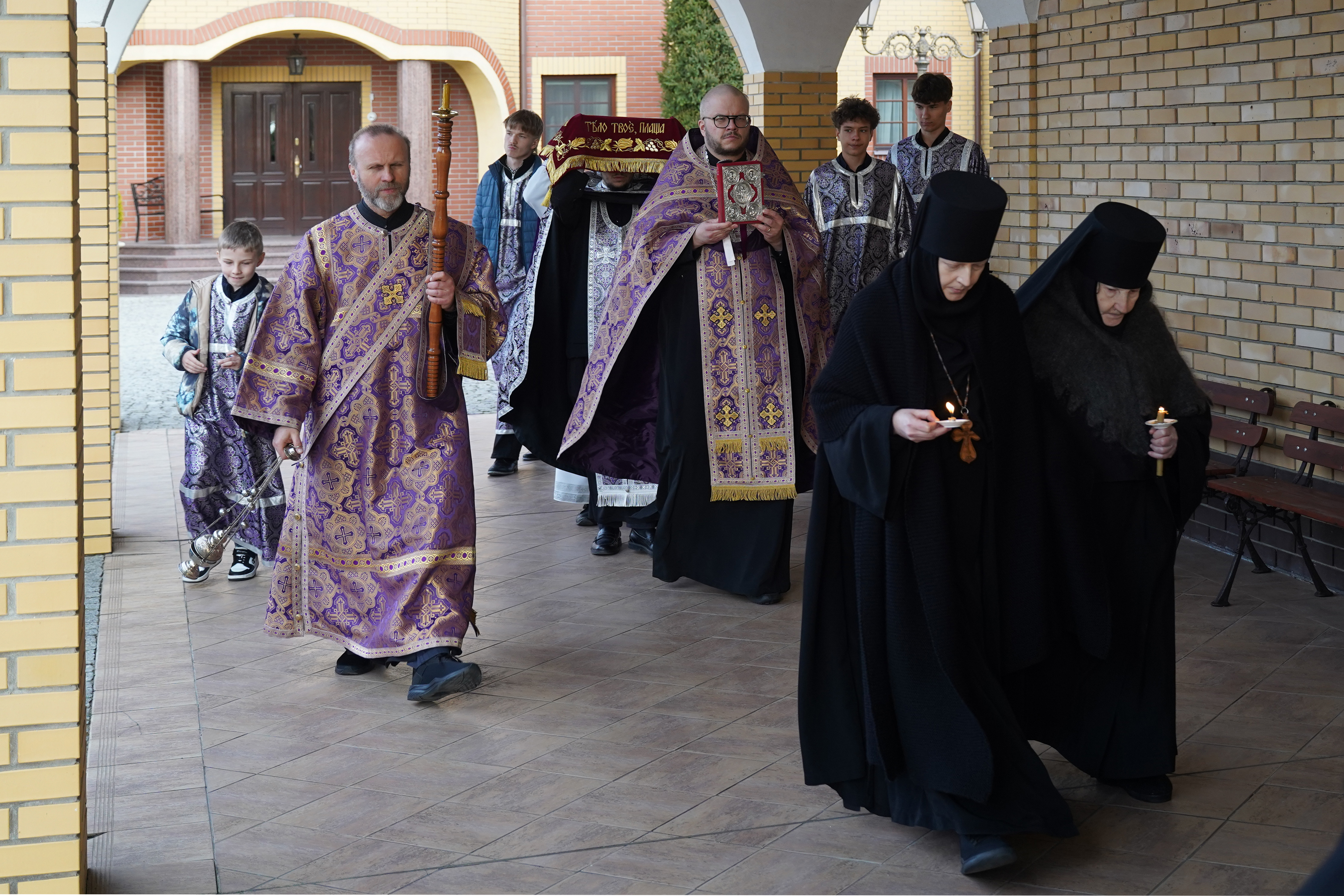 The Passion Friday service in Zwierki Convent