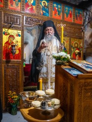 hmiodrag 
 Митрополит врањски Пахомије