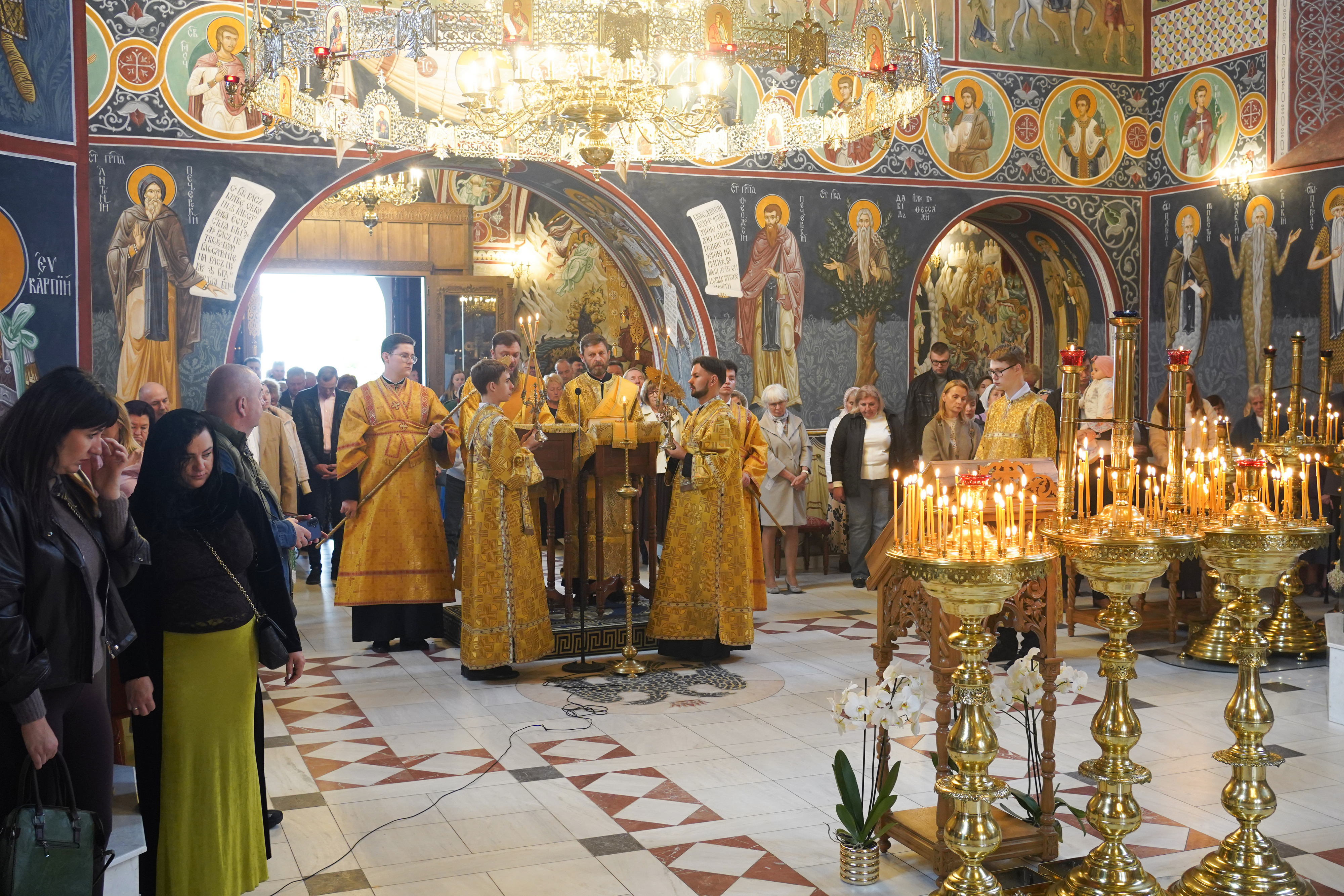 Metropolitan Joanikije of Montenegro and Littoral in Supraśl Monastery - Divine Liturgy 