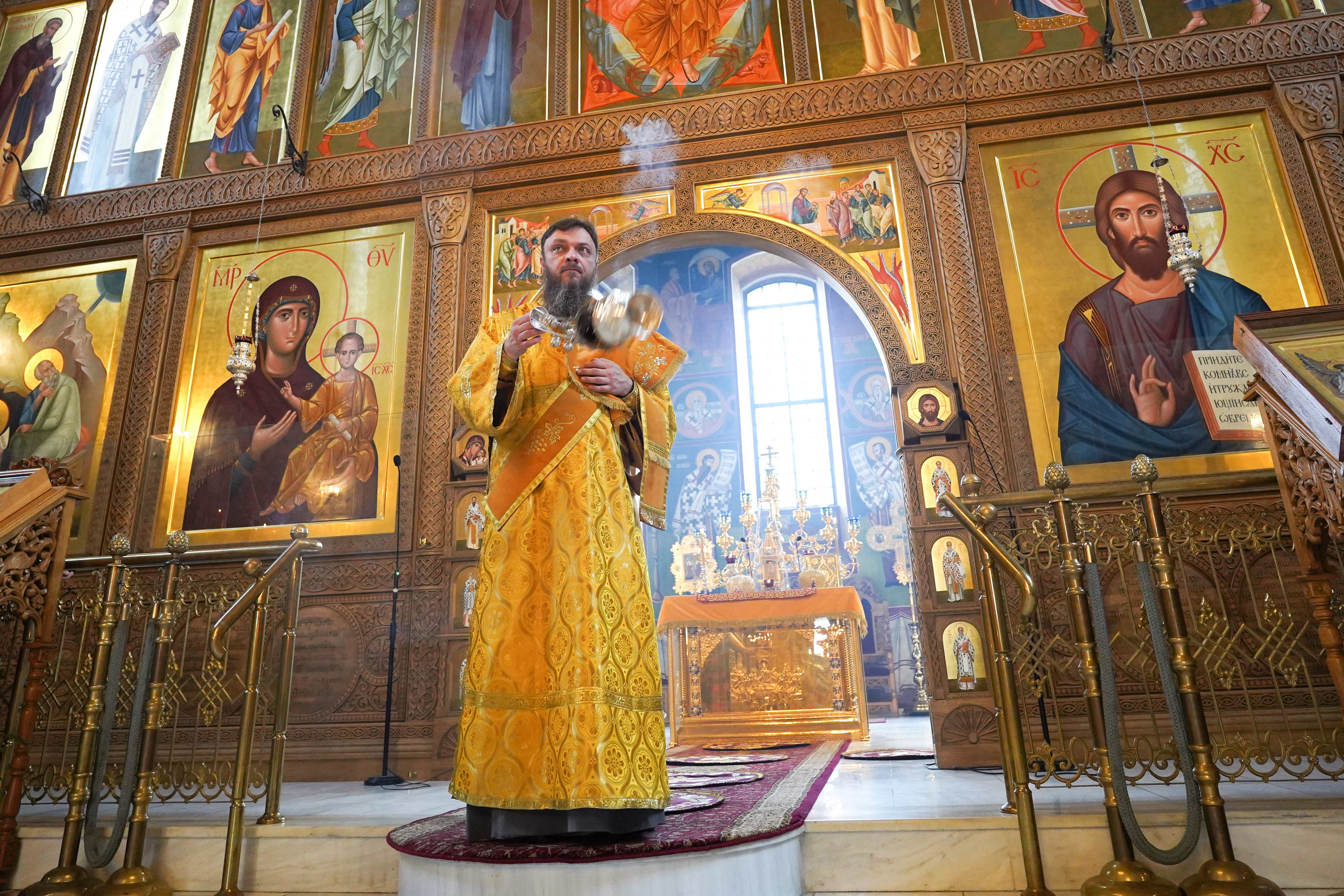 Metropolitan Joanikije of Montenegro and Littoral in Supraśl Monastery - Divine Liturgy
