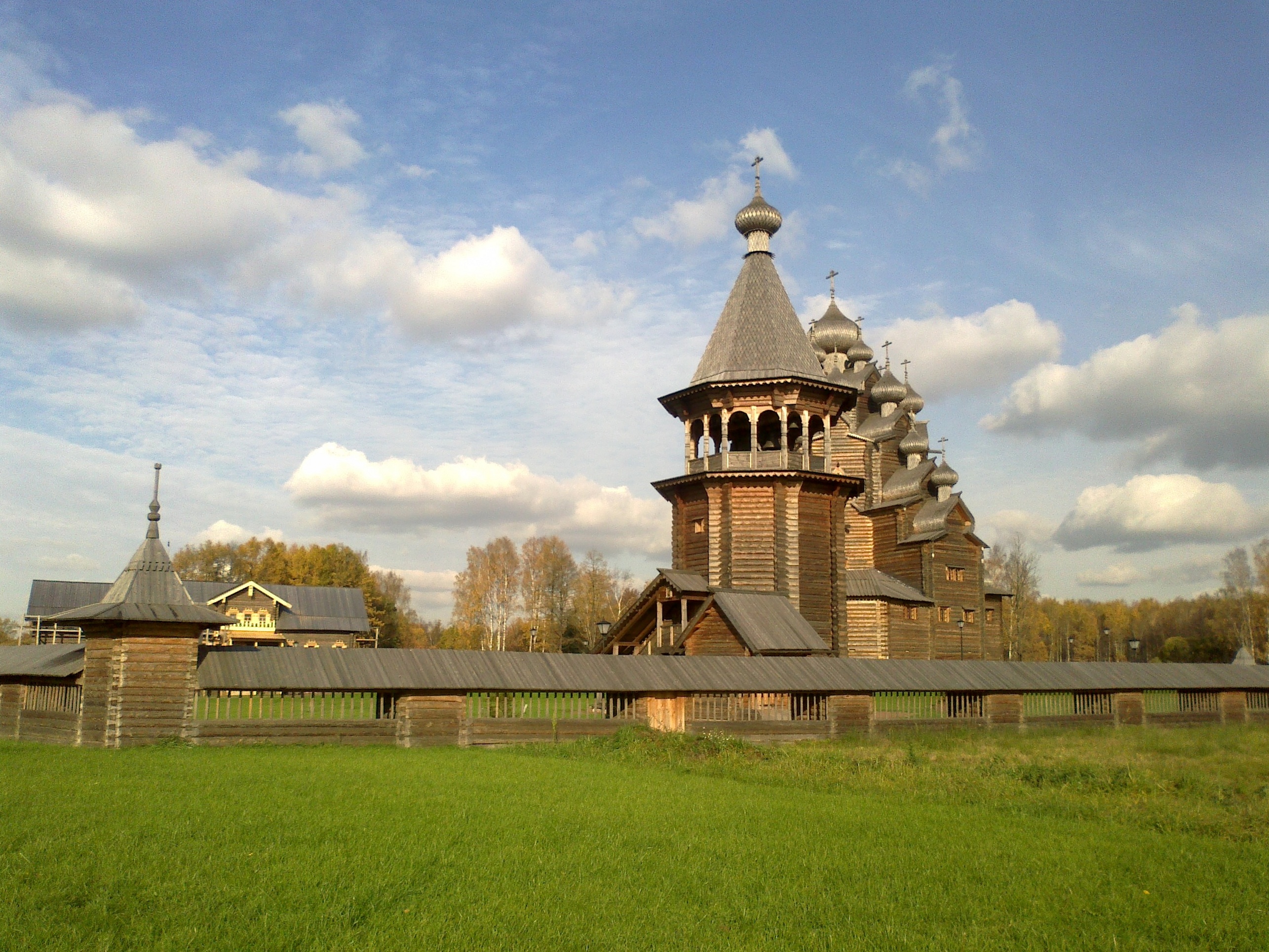 Покровская церковь. 2011г.