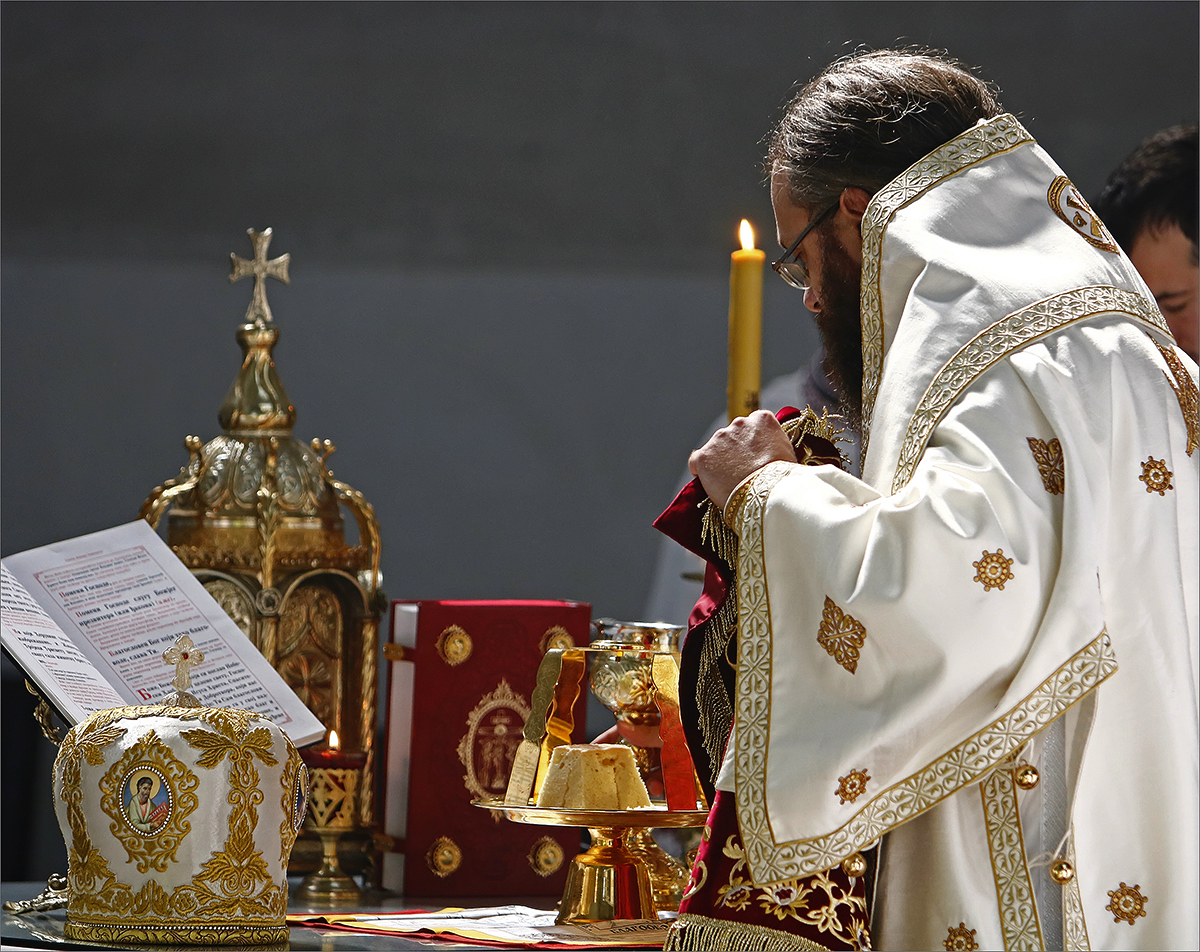 The Bishop Siluan in the Altar of the Resurrection of Jesus Christ Church of Valjevo