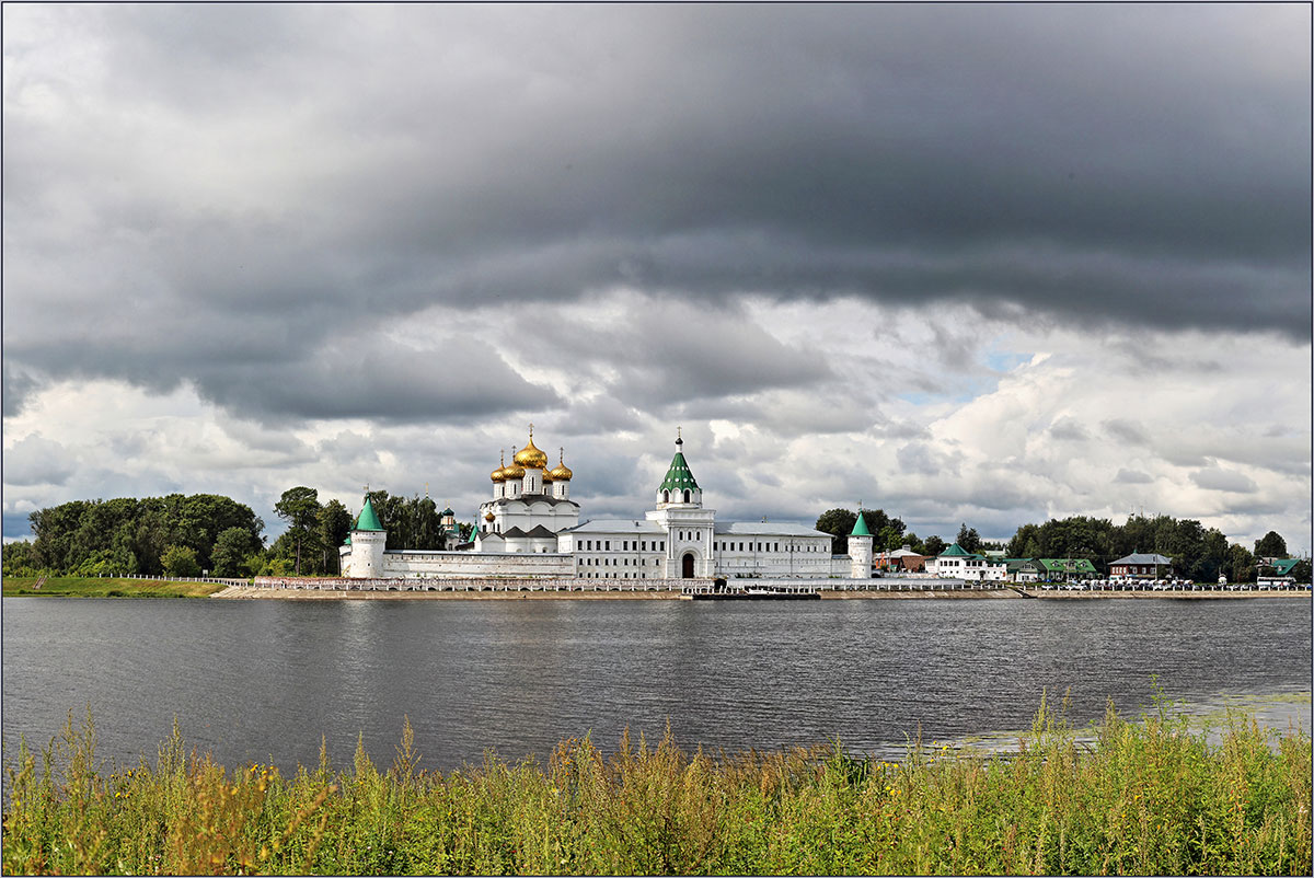 Иверский монастырь. Кострома 