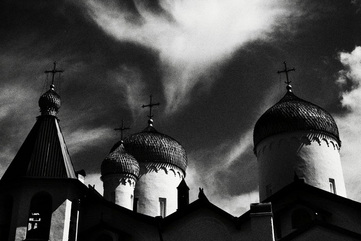 Небеса над храмом  