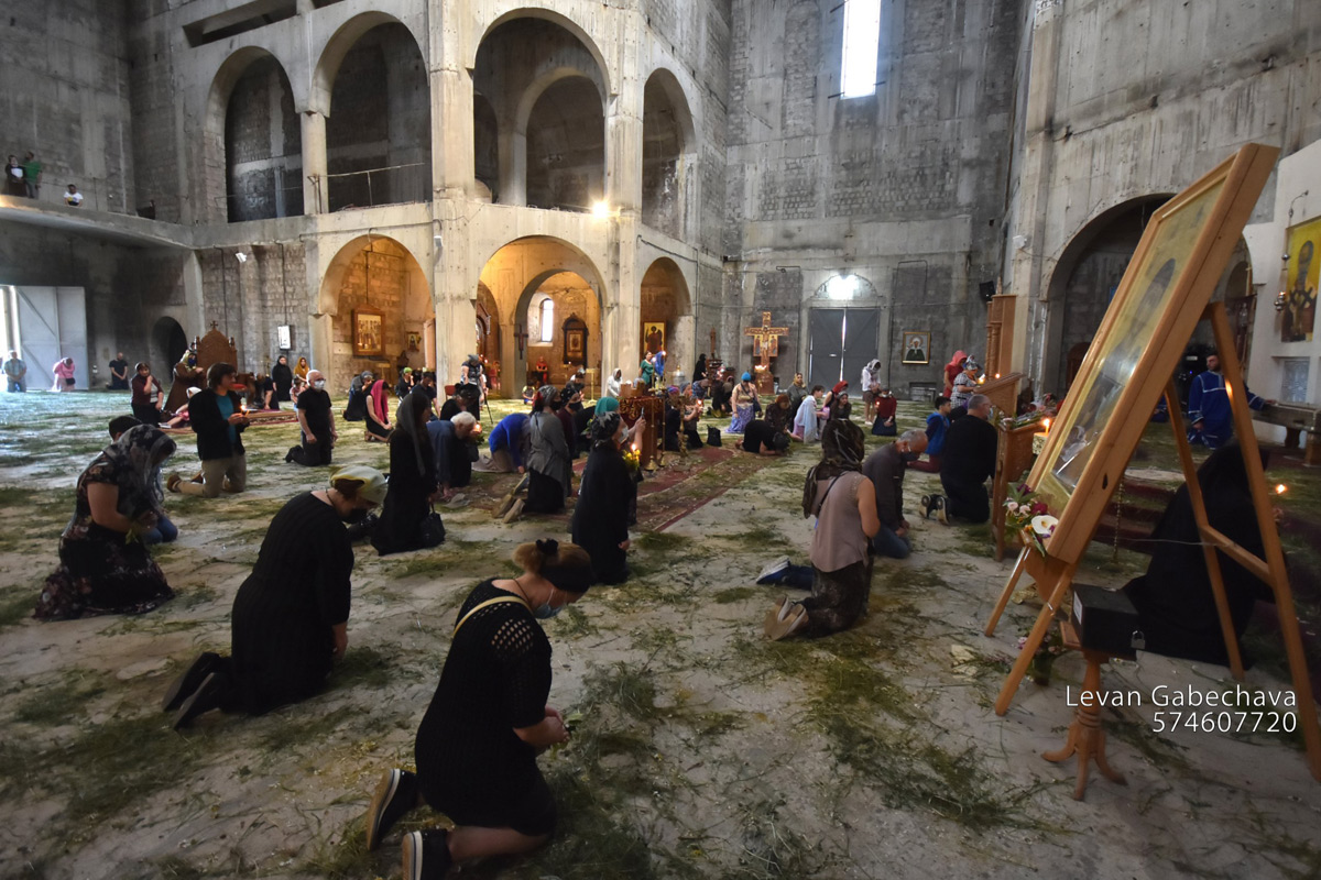 Литургия во время пандемии. Зугдиди. Грузия. 