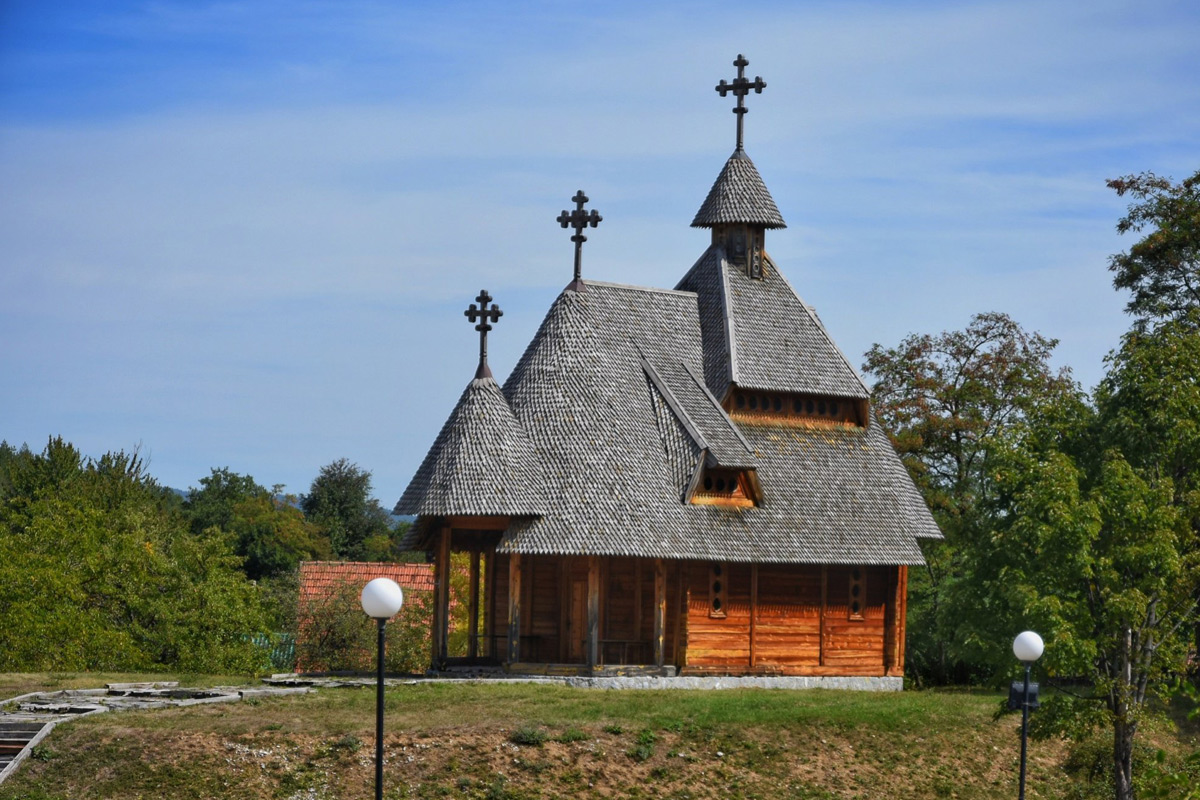  Црква Светих цара Константина и царице Јелене, Витаси.