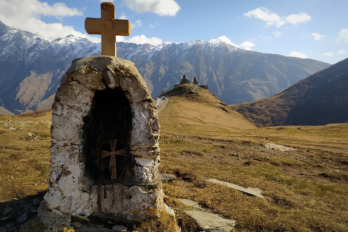 Gergeti Trinity Church/Tsminda Sameba  
