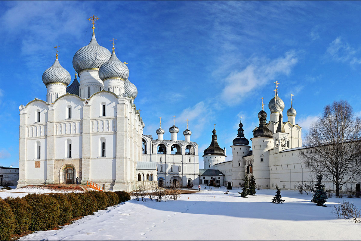 Ростов Великий. Соборная площадь 