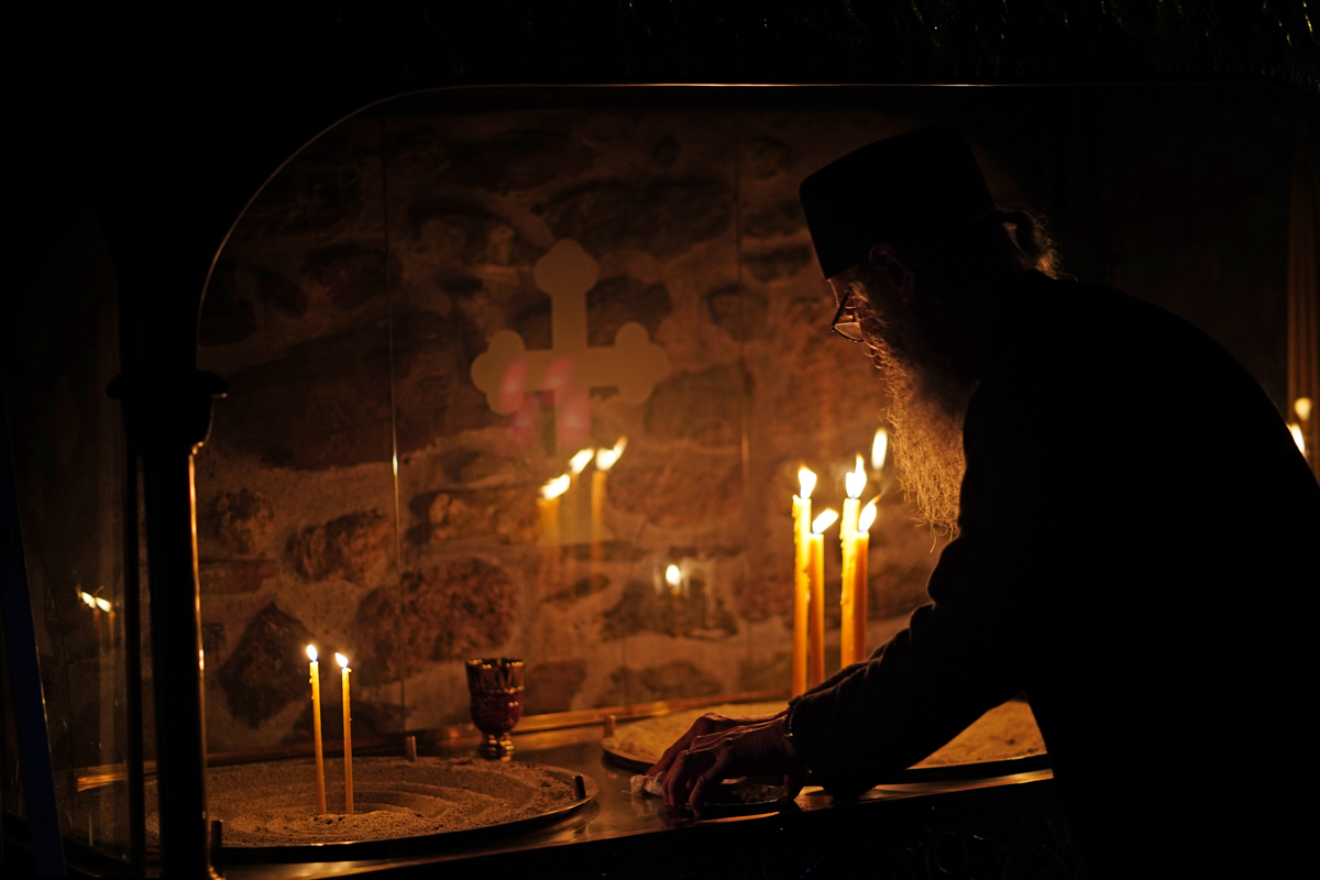 Divine Liturgy in Panagia Dovra Monastery  