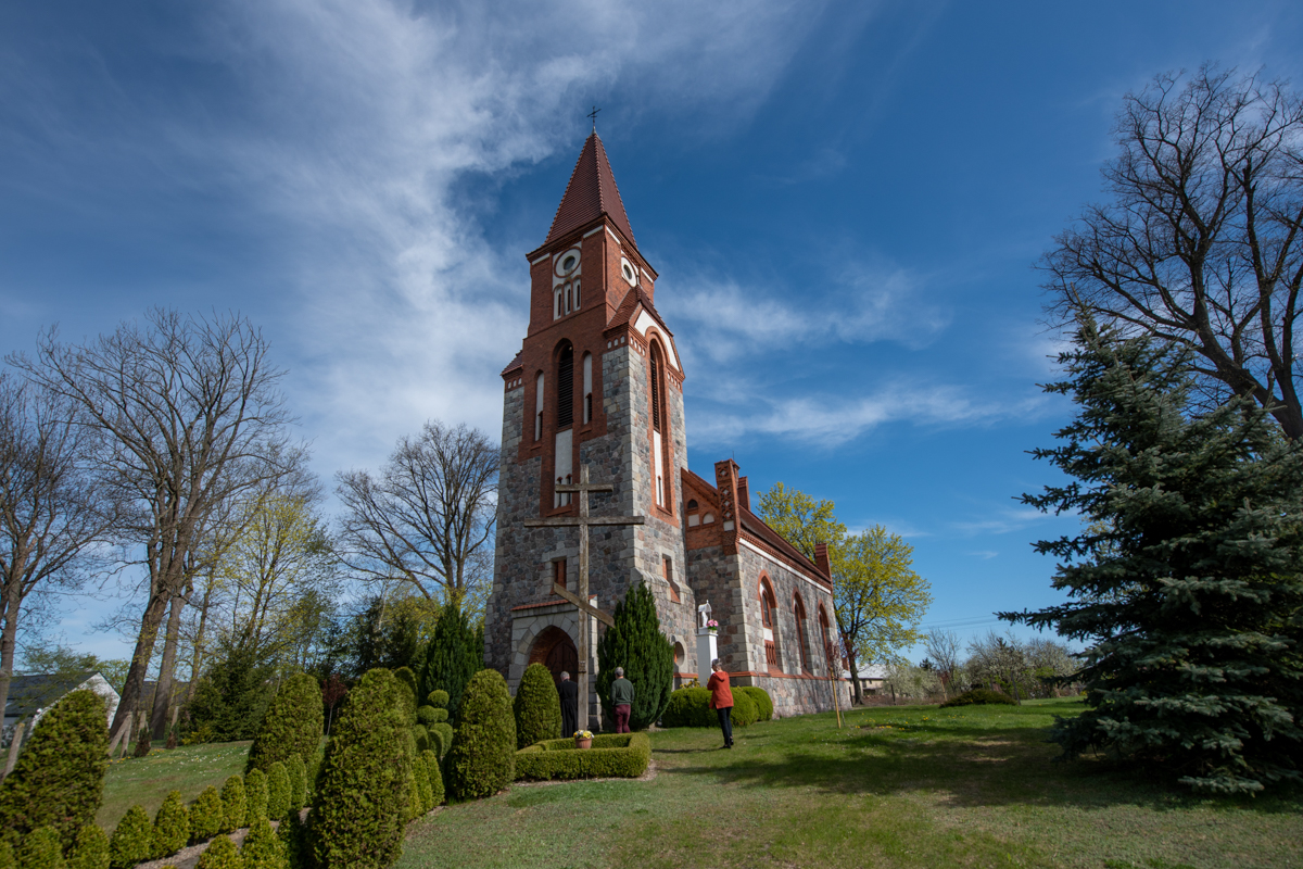 Cerkiew pw. Zaśnięcia Przenajświętszej Bogarodzicy, Ługi