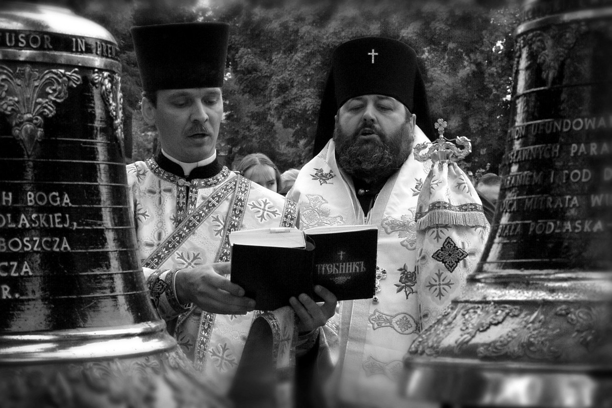 Poświęcenie dzwonów w Białej Podlaskiej przez Biskupa ABLA   