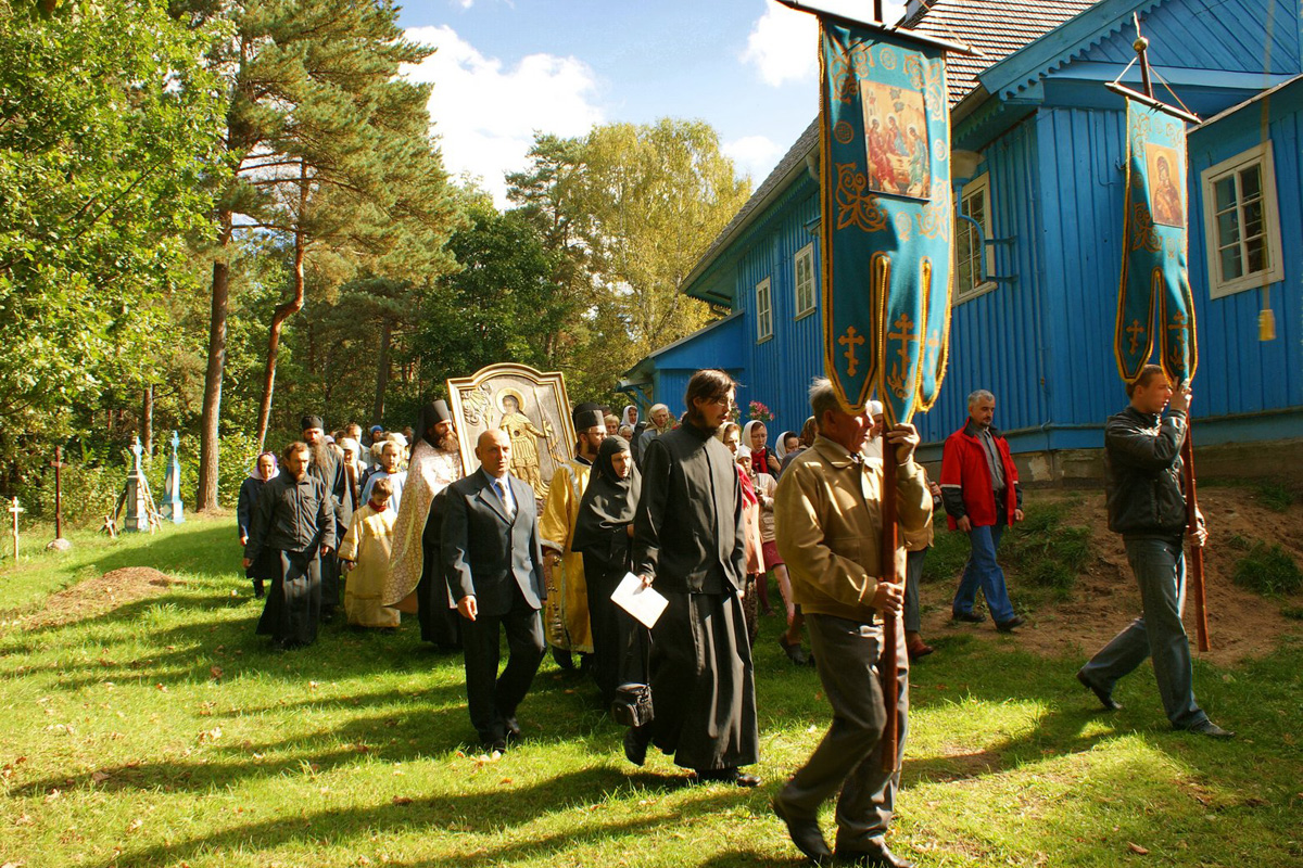 Monastyrska Cerkiew pw. św. Dymitra Sołuńskiego w Sakach  