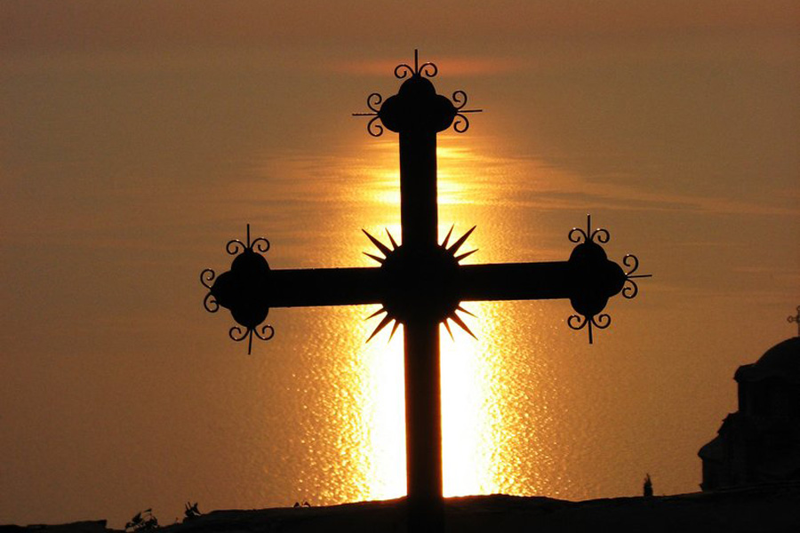  ...și cu Crucea Ta păzește...    