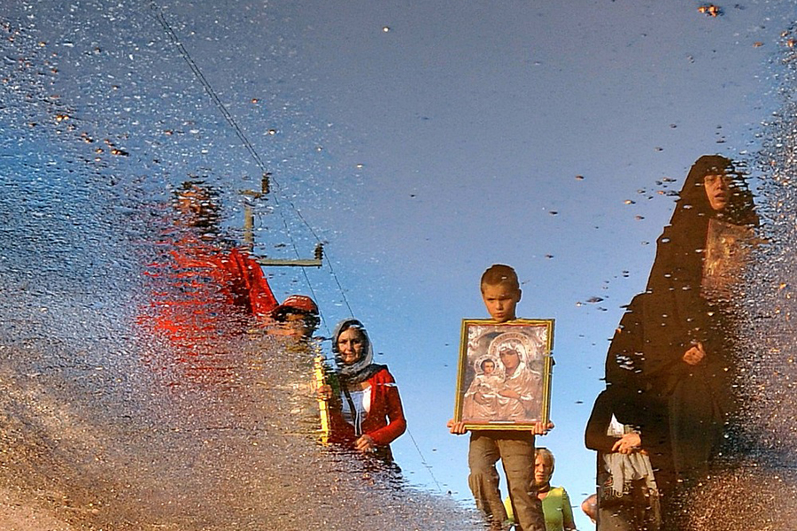 И на небу и на земљи    