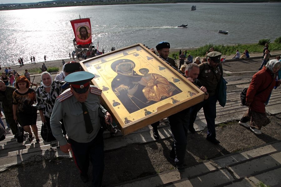 Принесение в Томск Иверской иконы Божией Матери  
