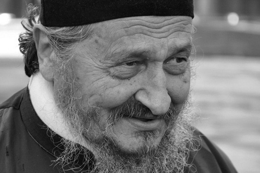 Владика Атанасије Јевтић      