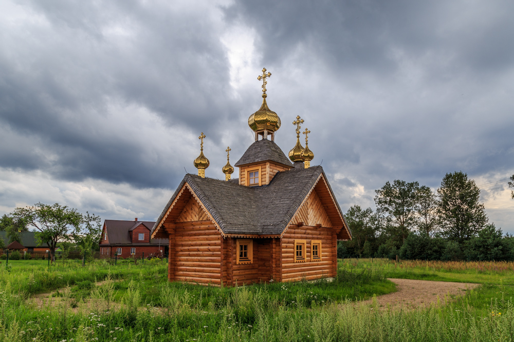Church of St. Luke in Laznie 