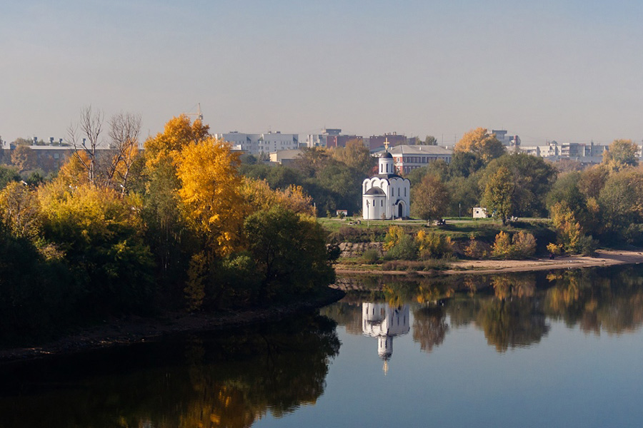 Осень в Твери. Храм Михаила Тверского  